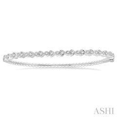 1/2 Ctw Round & Heart Shape Mount Stackable Diamond Bangle in 14K White Gold