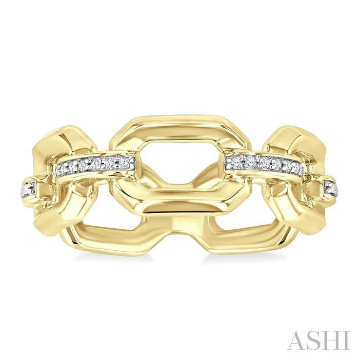 1/20 Ctw Bold Octagonal Link Round Cut Diamond Fashion Ring in Yellow Gold Vermeil