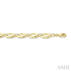 1/10 Ctw Bold Oval Link Round Cut Diamond Fashion Bracelet in Yellow Gold Vermeil