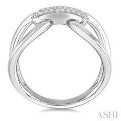 1/10 Ctw Accent Round Cut Diamond Bold Fashion Ring in Sterling Silver