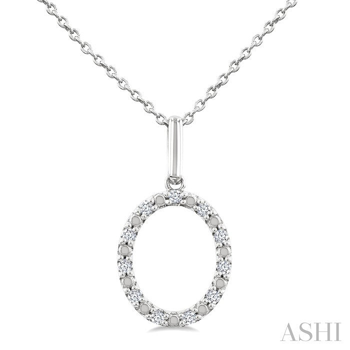 1/10 Ctw Initial 'O' Round Cut Diamond Fashion Pendant With Chain in Sterling Silver
