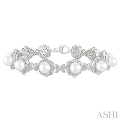 6 MM Cultured Pearl and 1/6 Ctw Round Cut Diamond Bracelet in Sterling Silver