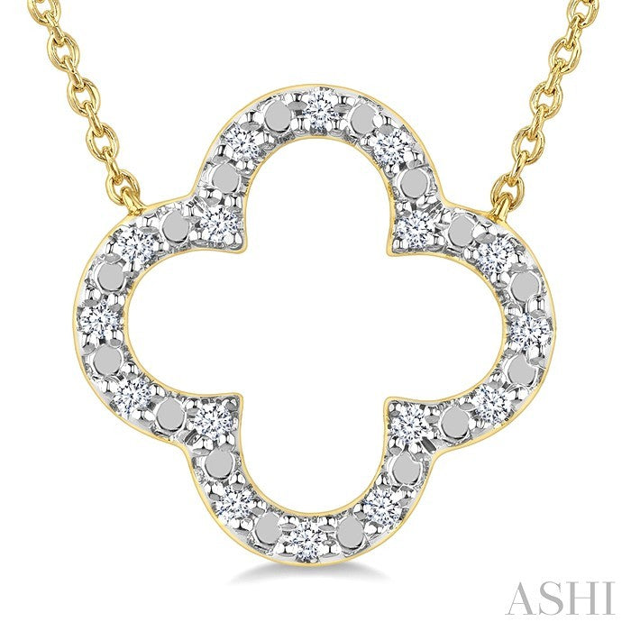 1/10 Ctw Clover Frame Bead & Round Cut Diamond Fashion Pendant With Chain in Yellow Gold Vermeil