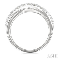 1/20 Ctw Split Criss Cross Round Cut Diamond Fashion Ring in Sterling Silver