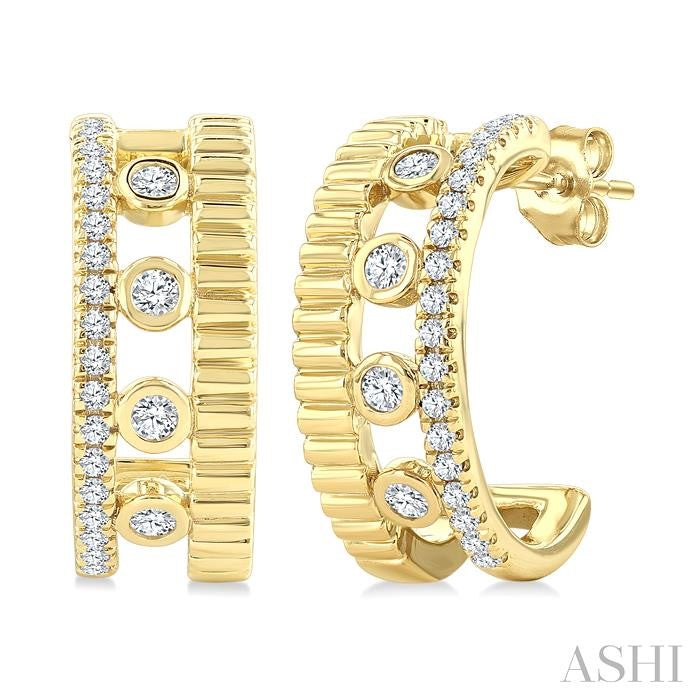 1/5 Ctw Bezel and Prong Set Round Cut Diamond Bold Fluted Fashion Earrings in 10K Yellow Gold
