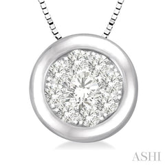 1/3 Ctw Round Cut Diamond Lovebright Pendant With Box Chain in 14K White Gold