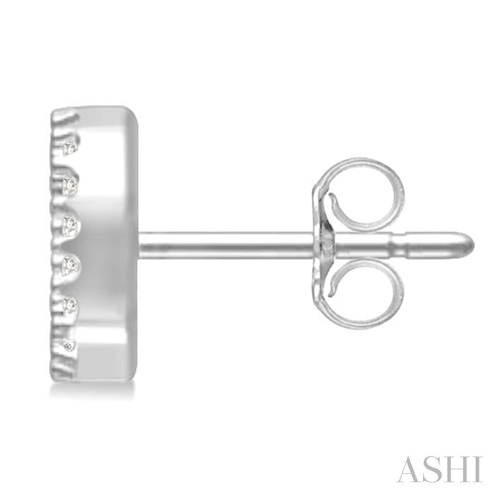 1/10 Ctw Initial 'D' Round Cut Diamond Earrings in 10K White Gold