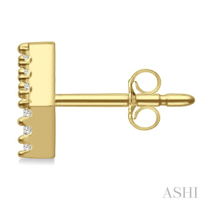 1/10 Ctw Initial 'Y' Round Cut Diamond Earrings in 10K Yellow Gold
