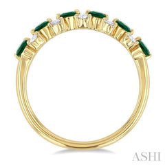2.7 MM Emerald and 1/3 Ctw Round Cut Diamond Precious Band in 14K Yellow Gold