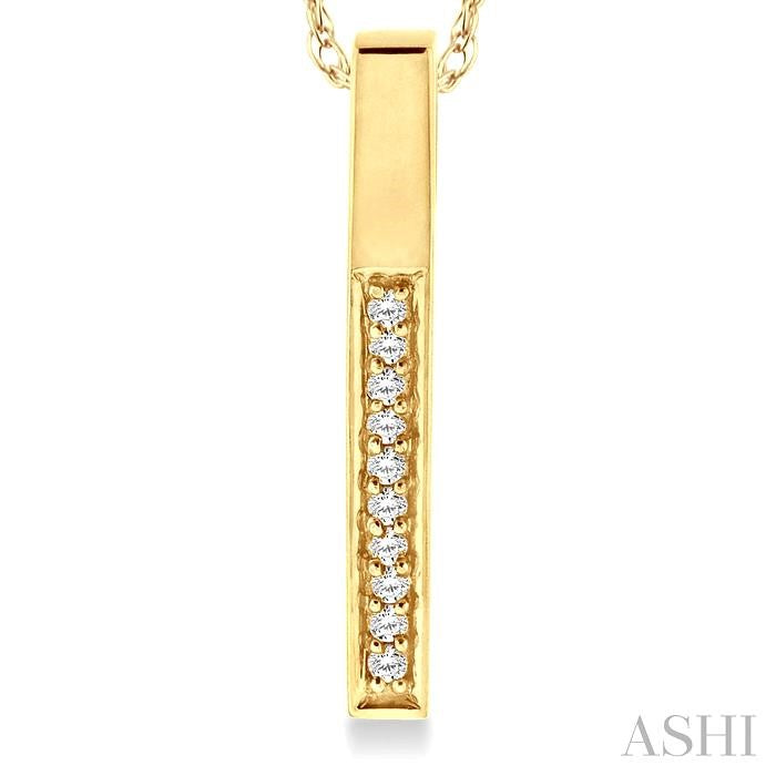 1/10 Ctw Round Cut Diamond Stick Pendant in 14K Yellow Gold with Chain