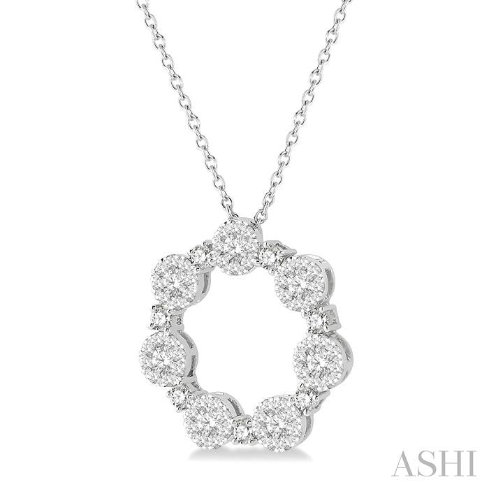 1 Ctw Lovebright Round Cut Diamond Circle Pendant With Chain in 14K White Gold