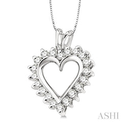 1/2 Ctw Round Cut Diamond Heart Pendant in 14K White Gold with Chain