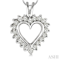 1/2 Ctw Round Cut Diamond Heart Pendant in 14K White Gold with Chain