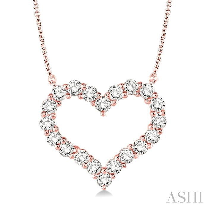 3/4 Ctw Round Cut Diamond Heart Pendant With Chain in 14K Rose Gold