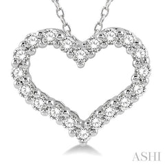 1/4 Ctw Heart Shape Round Cut Diamond Pendant With Chain in 14K White Gold