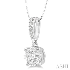 1/4 Ctw Lovebright Round Cut Diamond Pendant in 14K White Gold with Chain