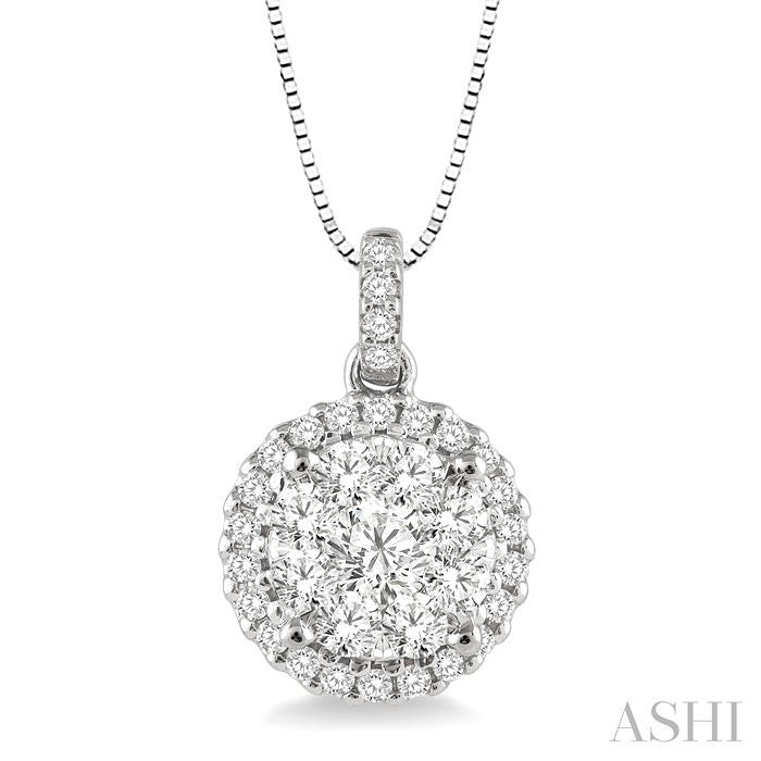 1/2 Ctw Lovebright Round Cut Diamond Pendant in 14K White Gold with Chain