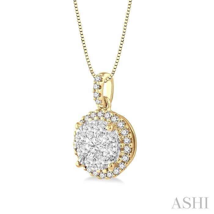 1/2 Ctw Lovebright Round Cut Diamond Pendant in 14K Yellow and White Gold with Chain