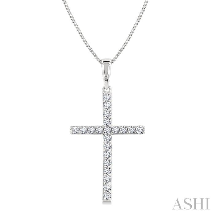 1/4 Ctw Round Cut Diamond Cross Fashion Pendant With Chain in 14K White Gold