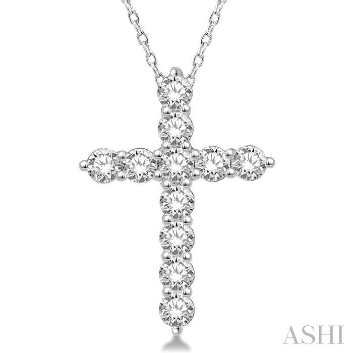 3/4 Ctw Round Cut Diamond Cross Pendant in 14K White Gold with Chain