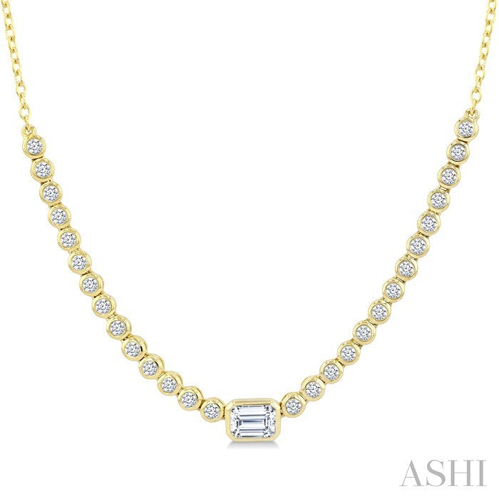 1/2 Ctw Halfway Bezel Set Emerald and Round Cut Diamond Necklace in 14K Yellow Gold