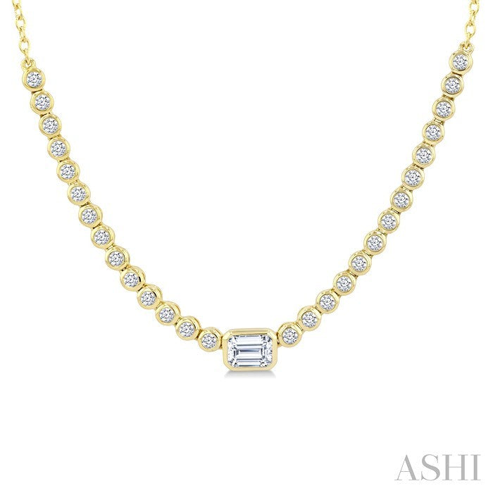 1/2 Ctw Halfway Bezel Set Emerald and Round Cut Diamond Necklace in 14K Yellow Gold
