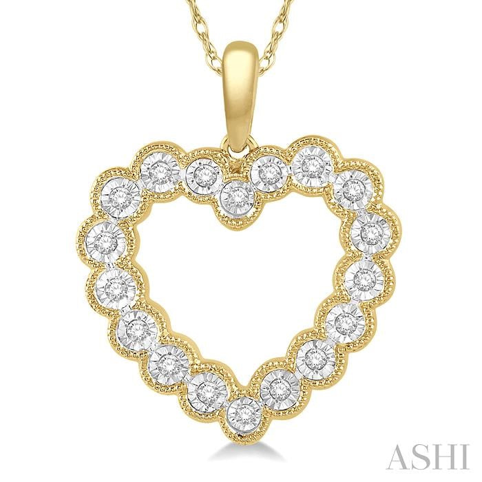 1/8 Ctw Heart Charm Round Cut Diamond Pendant With Link Chain in 10K Yellow Gold
