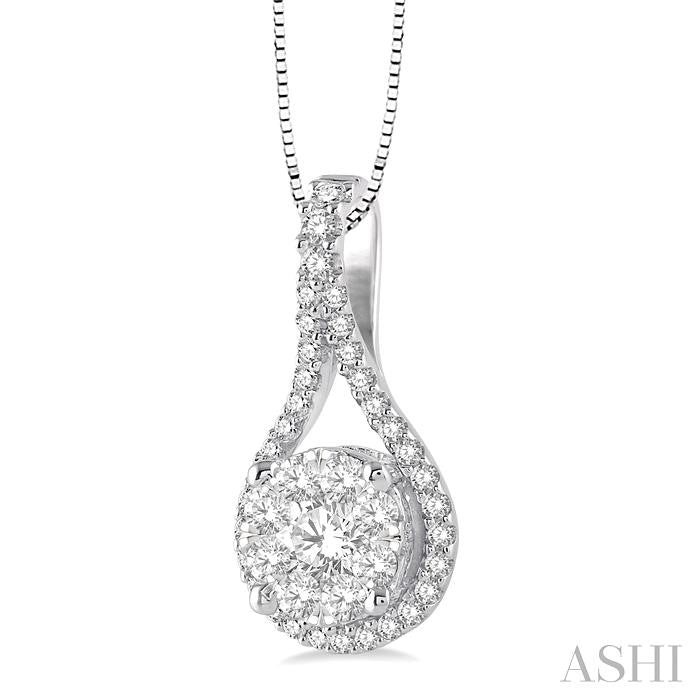 5/8 Ctw Lovebright Round Cut Diamond Pendant in 14K White Gold with Chain