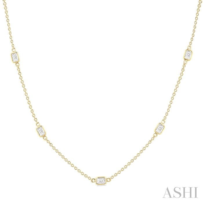 1 1/2 Ctw Emerald Cut Diamond Fashion Necklace in 14K Yellow Gold