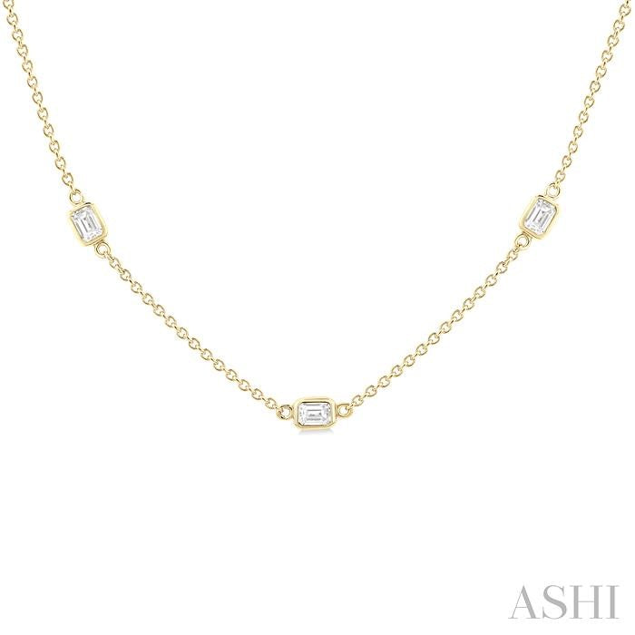 1 1/2 Ctw Emerald Cut Diamond Fashion Necklace in 14K Yellow Gold