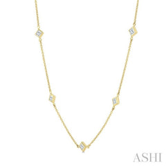 1 1/2 Ctw Princess Cut Diamond Fashion Necklace in 14K Yellow Gold