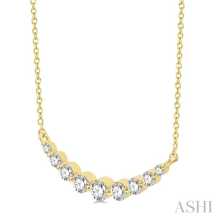 1/2 Ctw Diamond Smile Necklace in 14K Yellow Gold