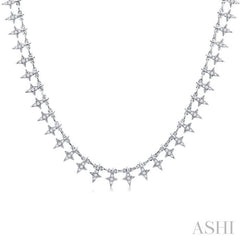 3/4 Ctw Star Spikes Round Cut Diamond Fashion Necklace in 14K White Gold
