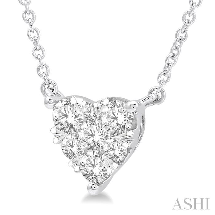 1/2 Ctw Lovebright Diamond Heart Pendant With Chain in 14K White Gold
