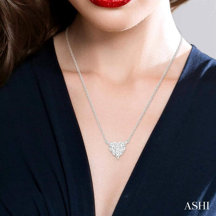 1/2 Ctw Lovebright Diamond Heart Pendant With Chain in 14K White Gold