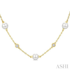 5 MM Round Shape Cultured Pearl and 1/4 Ctw Round Cut Diamond Station Necklace in 14K Yellow Gold