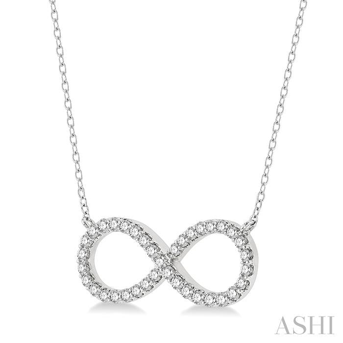 1/2 Ctw Round Cut Diamond Infinity Pendant With Chain in 14K White Gold