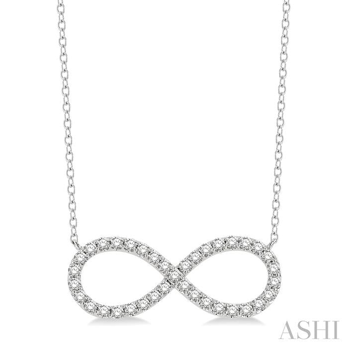 3/4 Ctw Round Cut Diamond Infinity Pendant With Chain in 14K White Gold