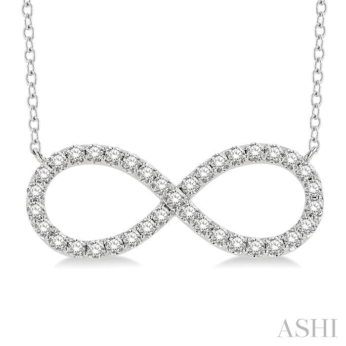 3/4 Ctw Round Cut Diamond Infinity Pendant With Chain in 14K White Gold