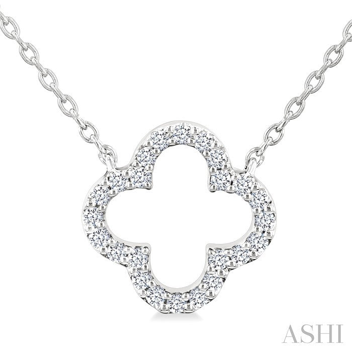 1/8 Ctw Petite Clover Round Cut Diamond Fashion Pendant With Chain in 10K White Gold