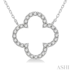 1/4 Ctw Clover Round Cut Diamond Pendant With Chain in 14K White Gold