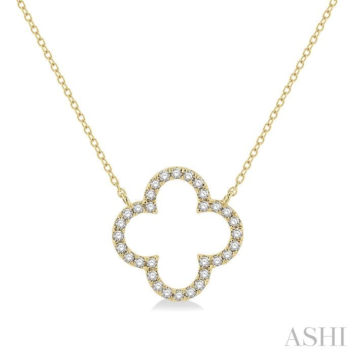 1/4 Ctw Clover Round Cut Diamond Pendant With Chain in 14K Yellow Gold