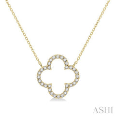 1/4 Ctw Clover Round Cut Diamond Pendant With Chain in 14K Yellow Gold