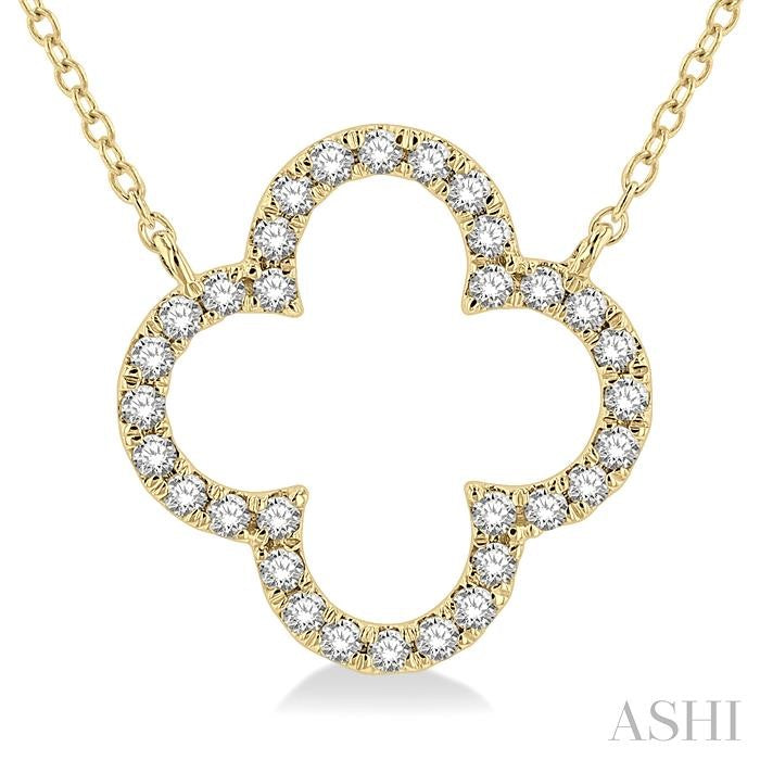 1/4 Ctw Clover Round Cut Diamond Pendant With Chain in 14K Yellow Gold