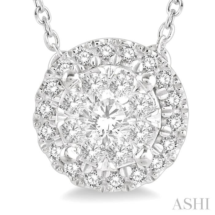 1/3 Ctw Lovebright Round Cut Diamond Pendant With Chain in 14K White Gold