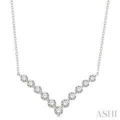 3/4 Ctw Round Cut Diamond Chevron Necklace in 14K White Gold