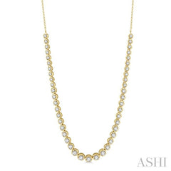 3 Ctw Round Cut Diamond Illusion Necklace in 14K Yellow Gold
